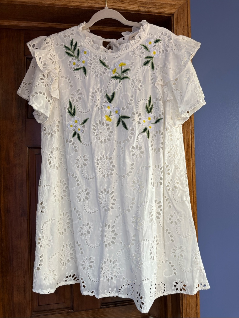 Just Me White Eyelet and Embroidery Floral Blouse, Size Medium